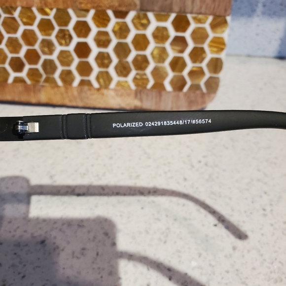 PiRanha Black Polarized Sunglasses Unisex Everyday Men Women Beach Swim Pool - Picture 8 of 10